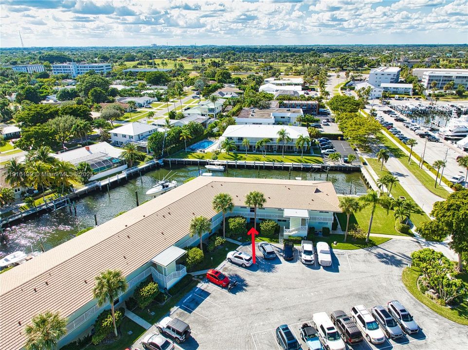 На продажу: $399,000 (2 спален, 2 ванн, 950 Квадратных фут)