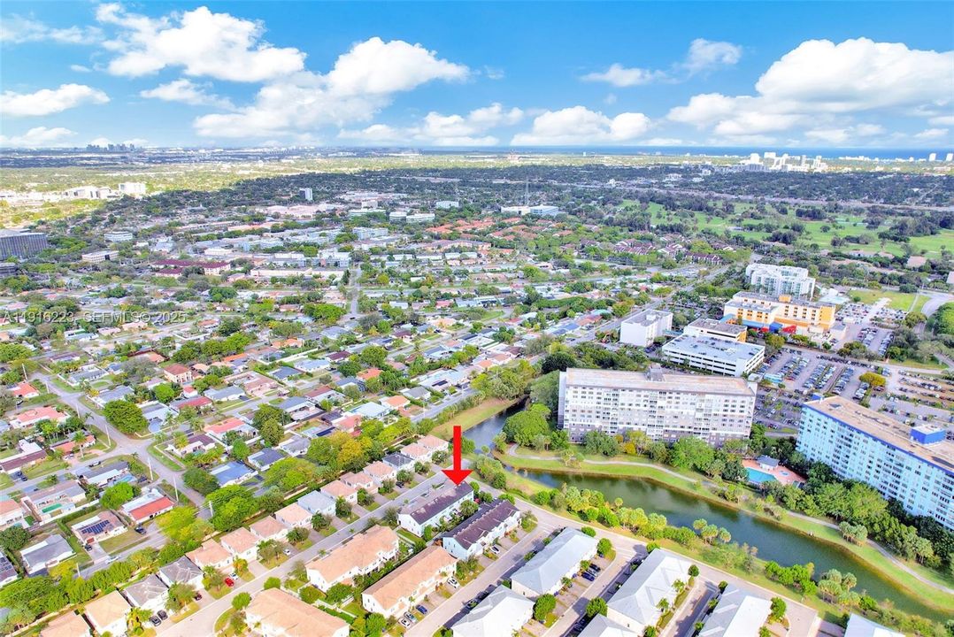 На продажу: $750,000 (3 спален, 2 ванн, 1769 Квадратных фут)