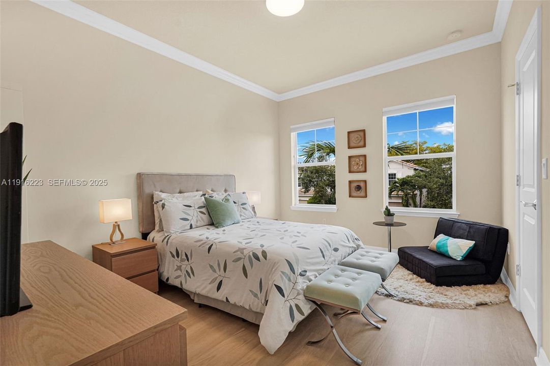 На продажу: $750,000 (3 спален, 2 ванн, 1769 Квадратных фут)