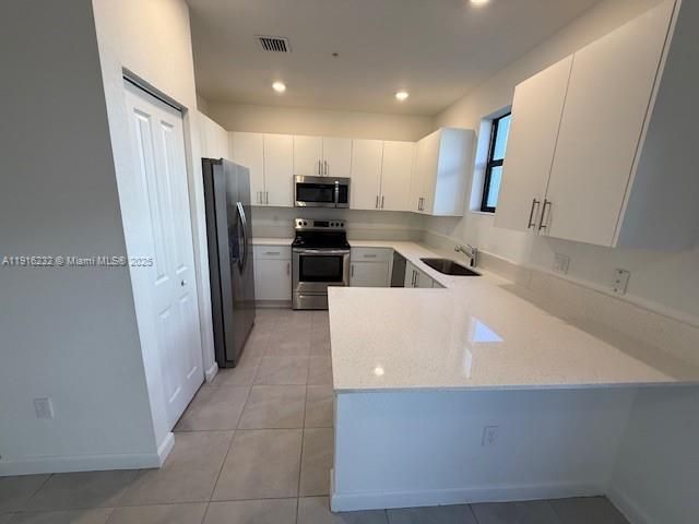 For Rent: $3,390 (3 beds, 2 baths, 1507 Square Feet)