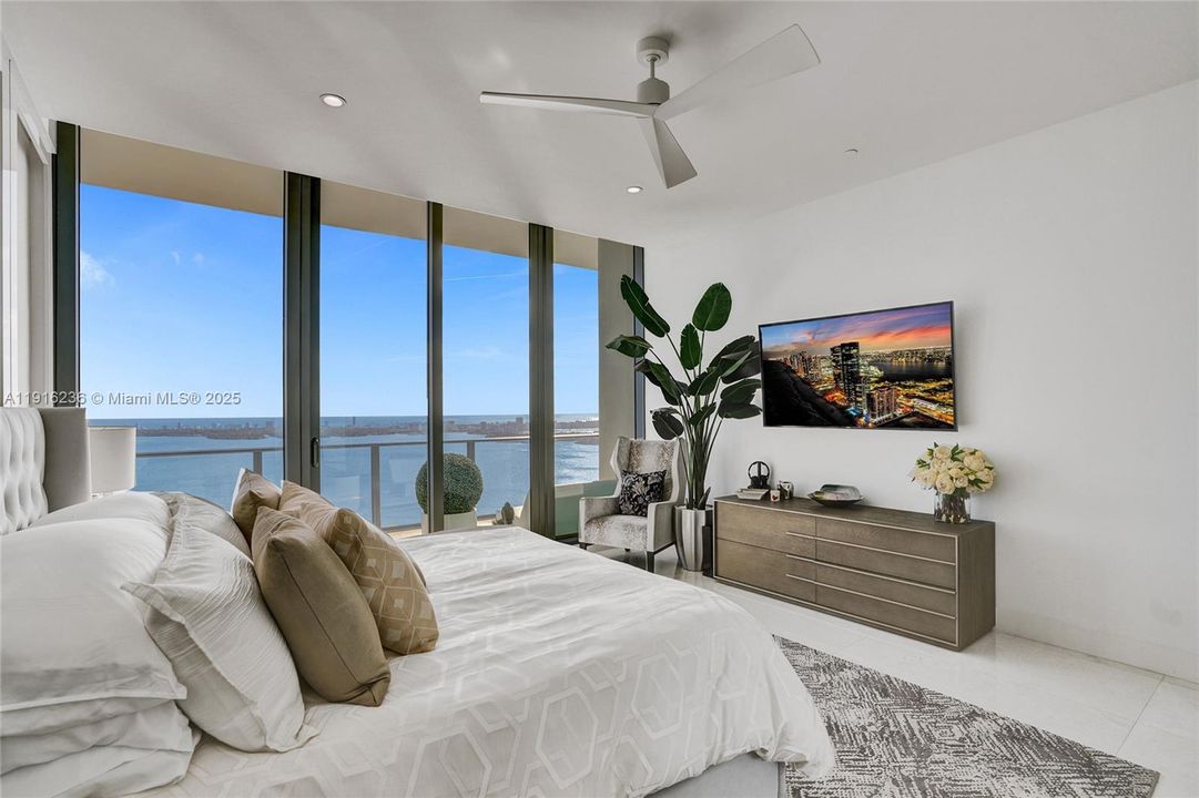 For Rent: $27,500 (4 beds, 4 baths, 2915 Square Feet)