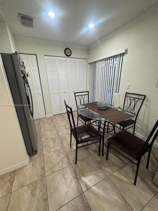 待售: $500,000 (3 贝兹, 2 浴室, 1528 平方英尺)