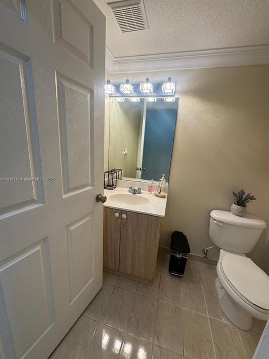 待售: $500,000 (3 贝兹, 2 浴室, 1528 平方英尺)