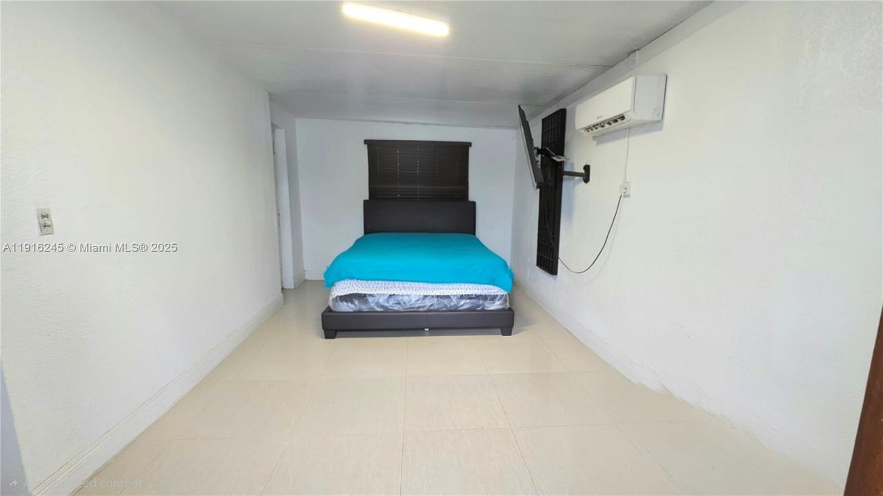 待售: $440,000 (3 贝兹, 2 浴室, 1049 平方英尺)