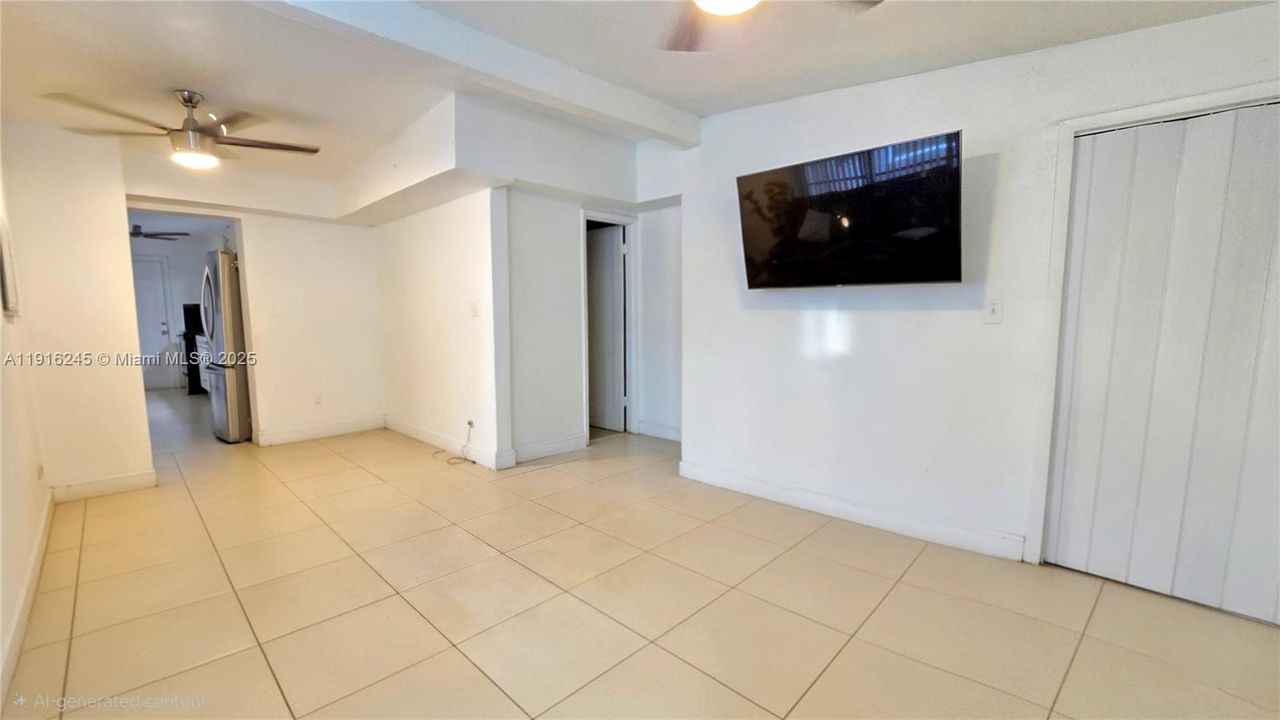 待售: $440,000 (3 贝兹, 2 浴室, 1049 平方英尺)