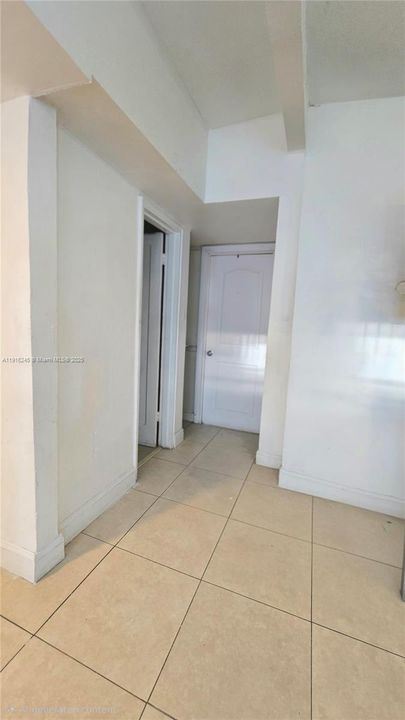 待售: $440,000 (3 贝兹, 2 浴室, 1049 平方英尺)