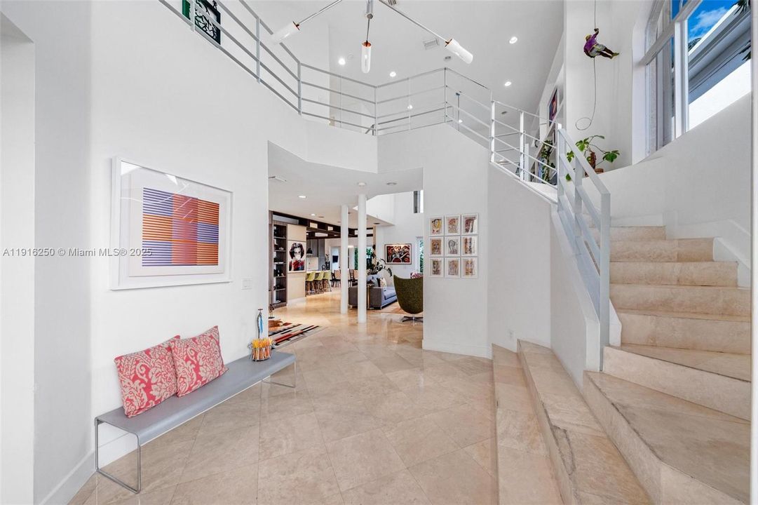 For Sale: $3,200,000 (6 beds, 5 baths, 3994 Square Feet)