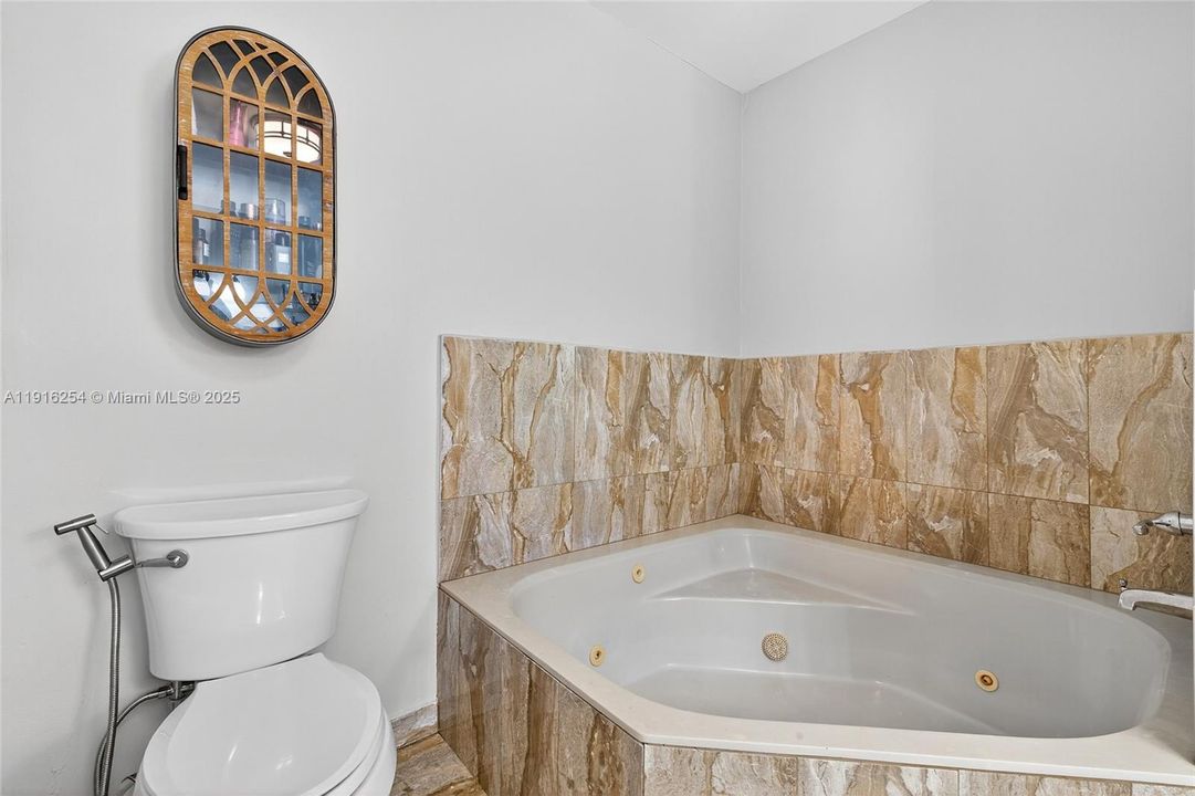 На продажу: $520,000 (3 спален, 2 ванн, 1900 Квадратных фут)