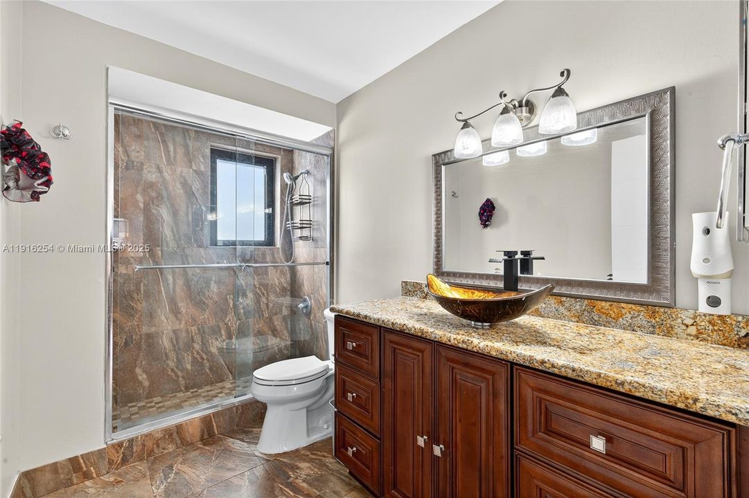 На продажу: $520,000 (3 спален, 2 ванн, 1900 Квадратных фут)