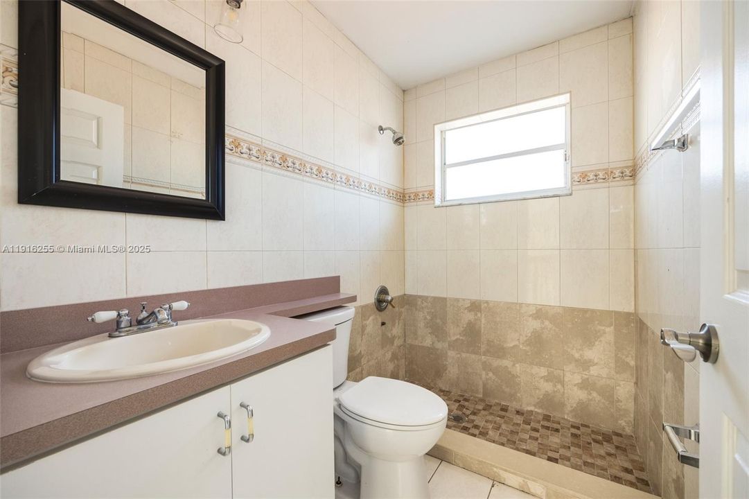 待售: $599,999 (3 贝兹, 2 浴室, 1648 平方英尺)