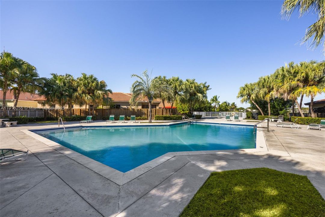 待售: $599,999 (3 贝兹, 2 浴室, 1648 平方英尺)