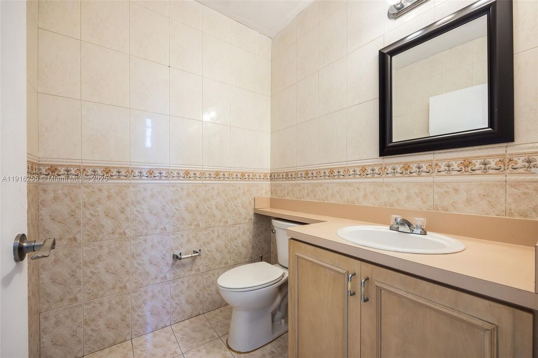 待售: $599,999 (3 贝兹, 2 浴室, 1648 平方英尺)