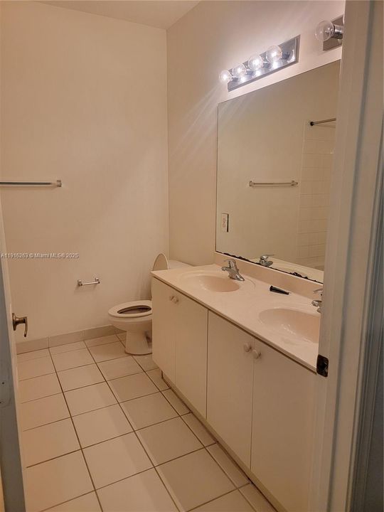 For Sale: $269,900 (4 beds, 2 baths, 1882 Square Feet)