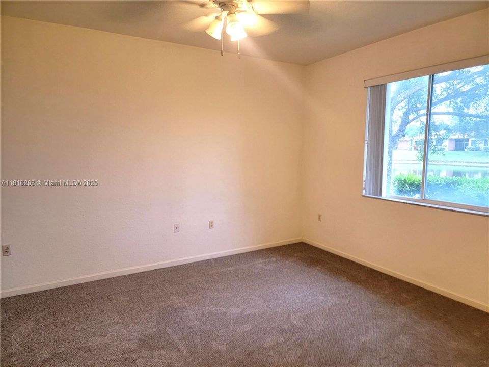 For Sale: $269,900 (4 beds, 2 baths, 1882 Square Feet)