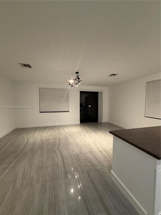 For Rent: $3,400 (3 beds, 2 baths, 0 Square Feet)