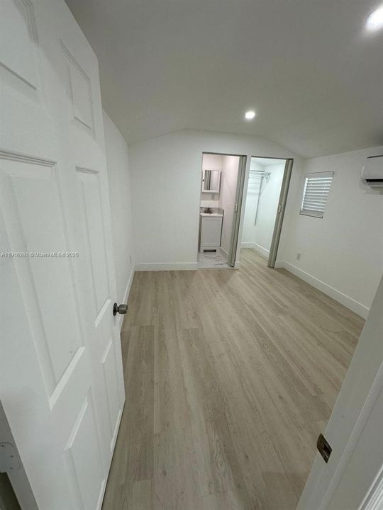 En Renta: $1,100 (1 camas, 1 baños, 1894 Pies cuadrados)