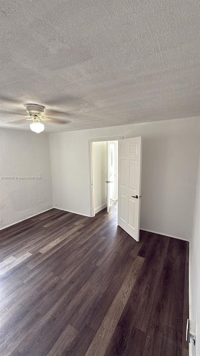 For Rent: $1,090 (1 beds, 1 baths, 4248 Square Feet)