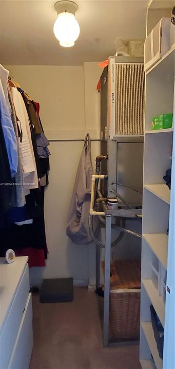 На продажу: $179,900 (0 спален, 1 ванн, 514 Квадратных фут)