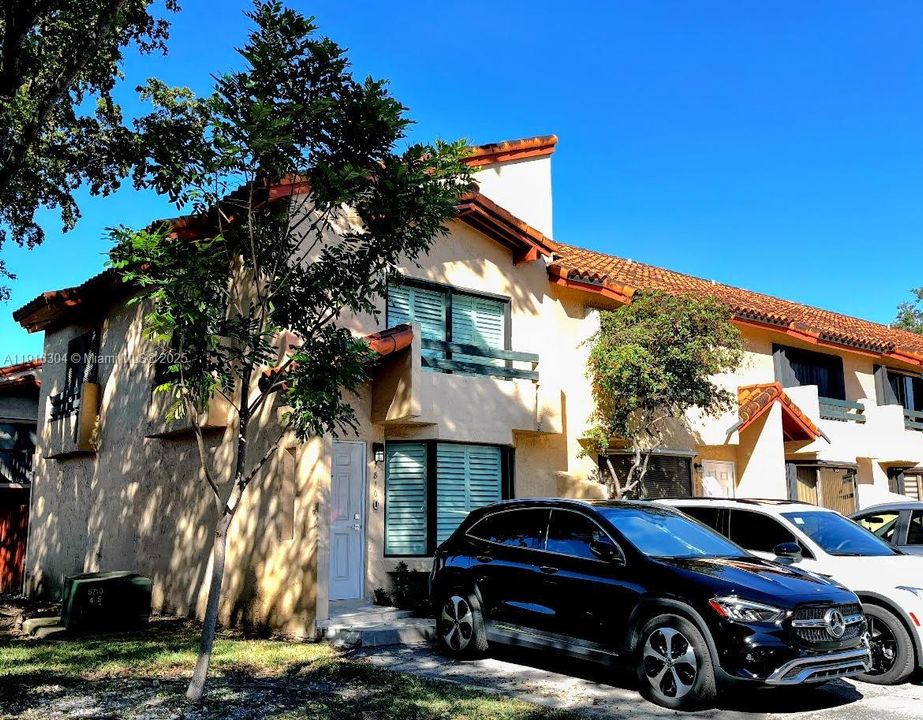 For Sale: $518,777 (2 beds, 2 baths, 1152 Square Feet)