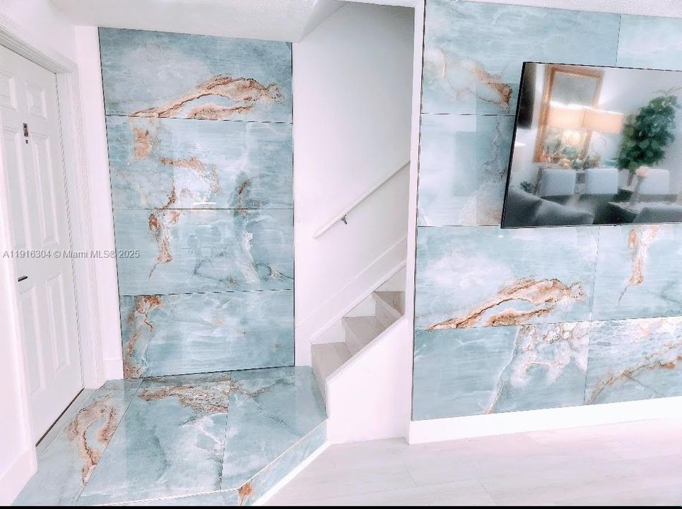 For Sale: $518,777 (2 beds, 2 baths, 1152 Square Feet)