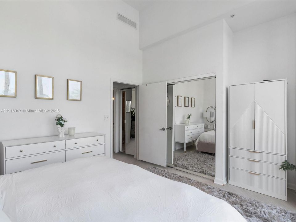 En Venta: $450,000 (1 camas, 1 baños, 1000 Pies cuadrados)