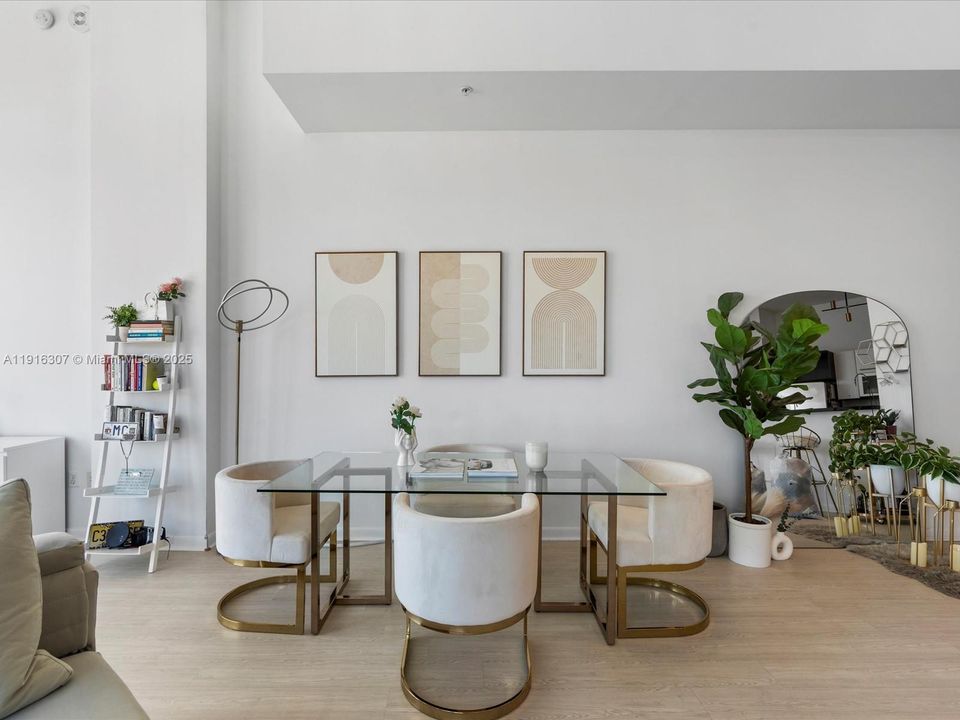 En Venta: $450,000 (1 camas, 1 baños, 1000 Pies cuadrados)