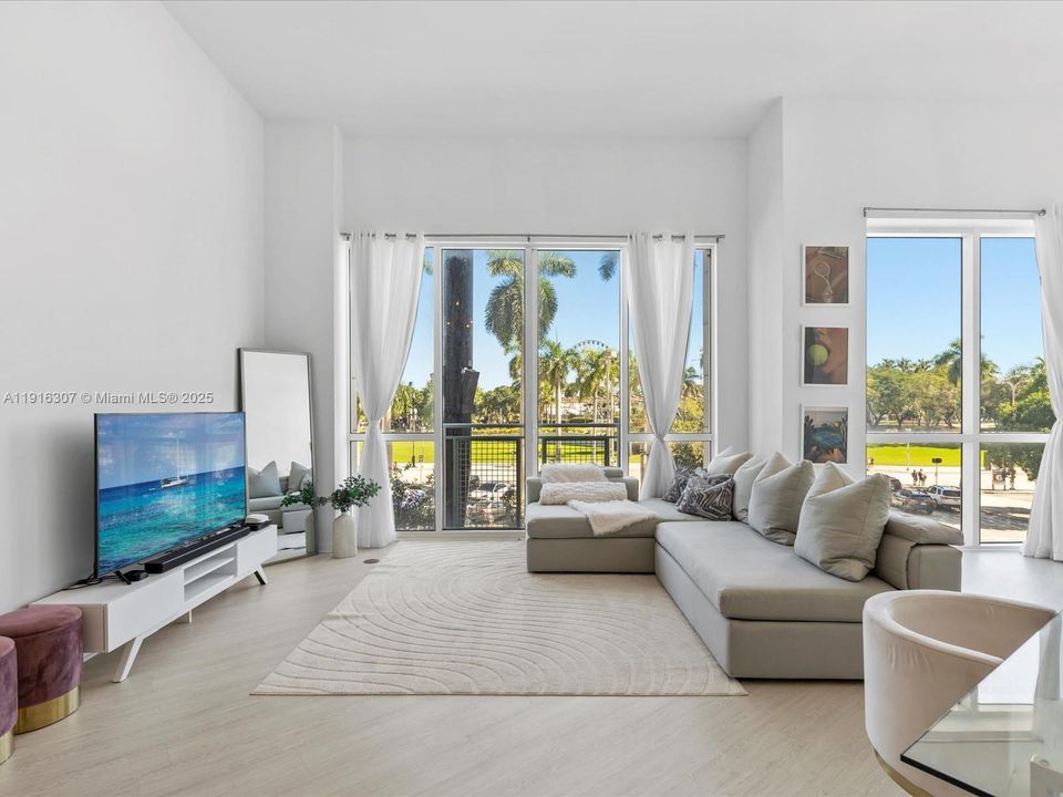 En Venta: $450,000 (1 camas, 1 baños, 1000 Pies cuadrados)