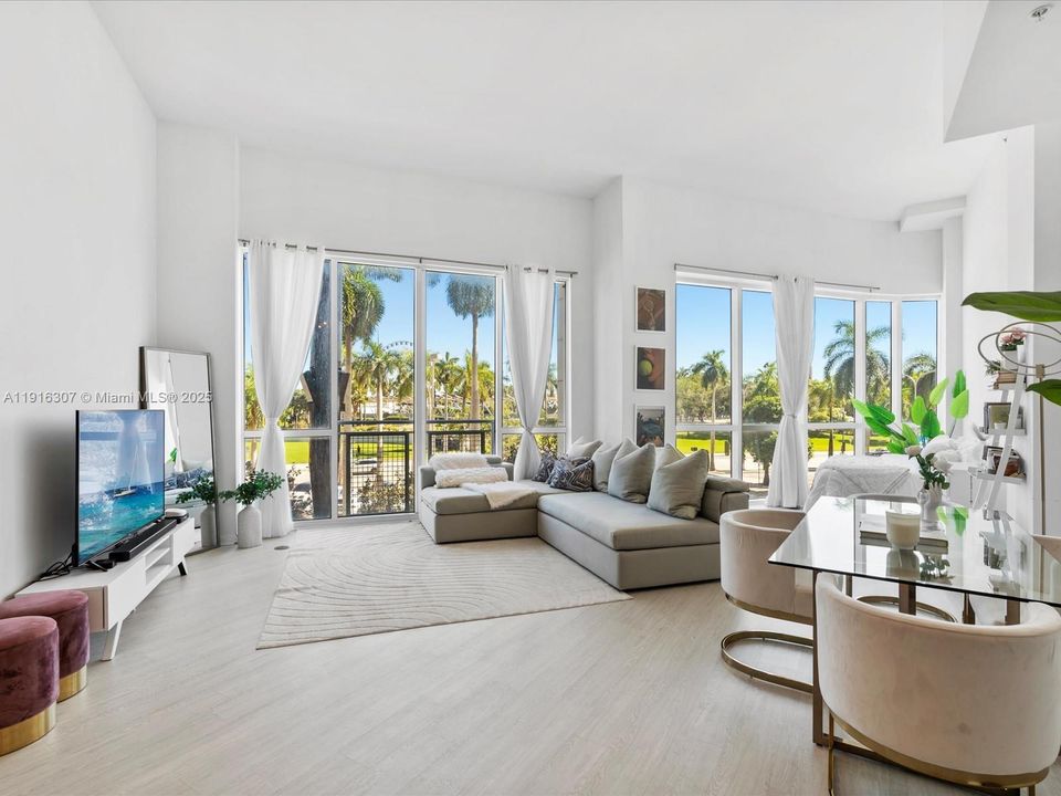 En Venta: $450,000 (1 camas, 1 baños, 1000 Pies cuadrados)