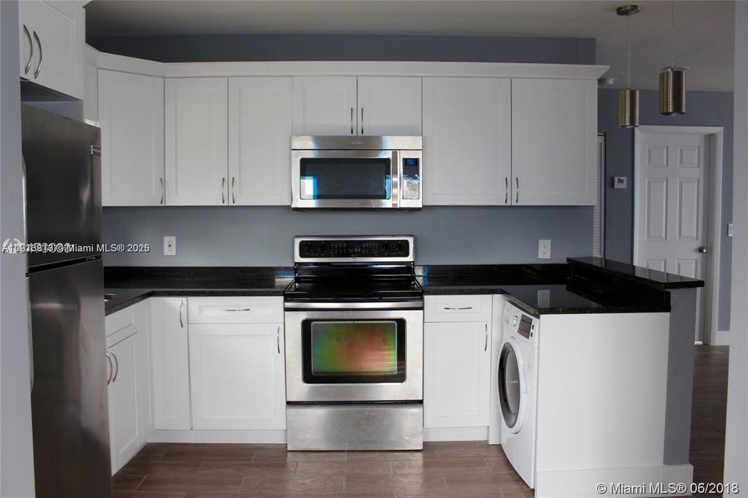 For Sale: $685,000 (2 beds, 1 baths, 0 Square Feet)