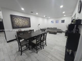 For Rent: $8,900 (5 beds, 5 baths, 3715 Square Feet)