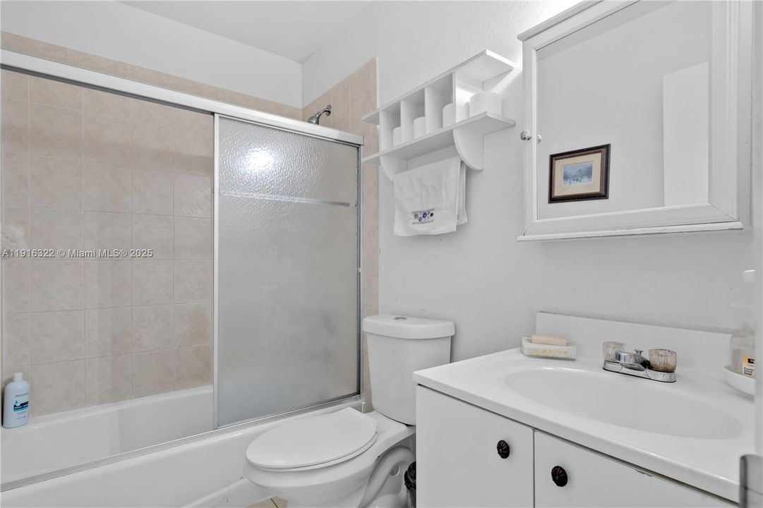 For Sale: $367,500 (3 beds, 2 baths, 1458 Square Feet)