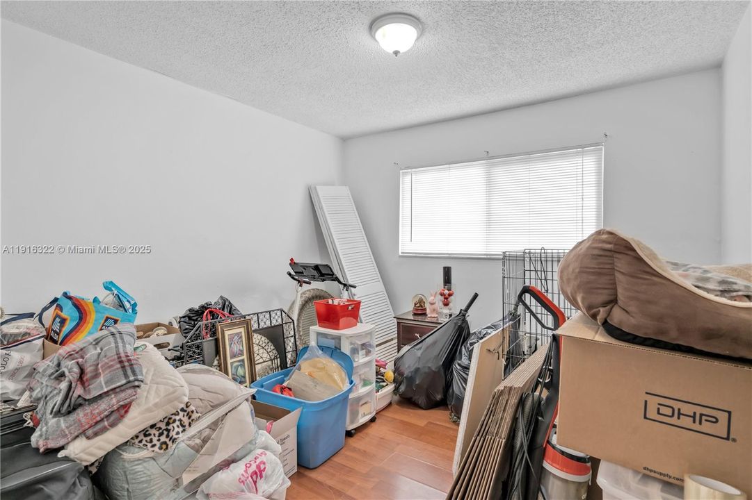 For Sale: $367,500 (3 beds, 2 baths, 1458 Square Feet)