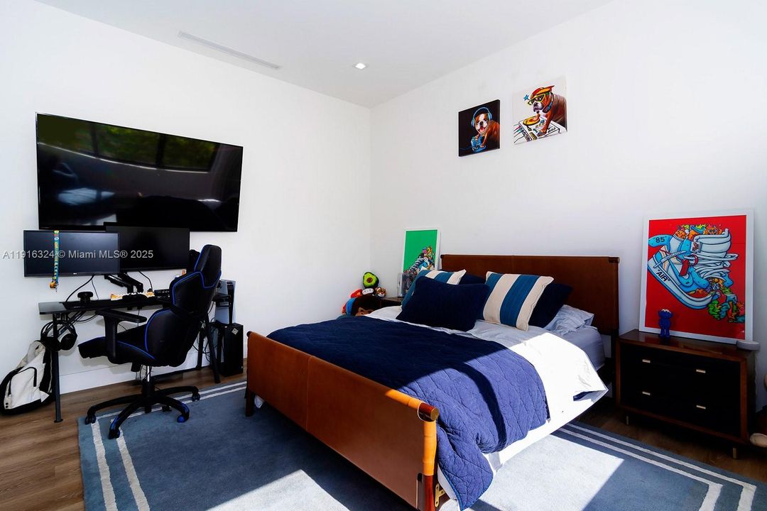 En Venta: $4,500,000 (5 camas, 4 baños, 4142 Pies cuadrados)