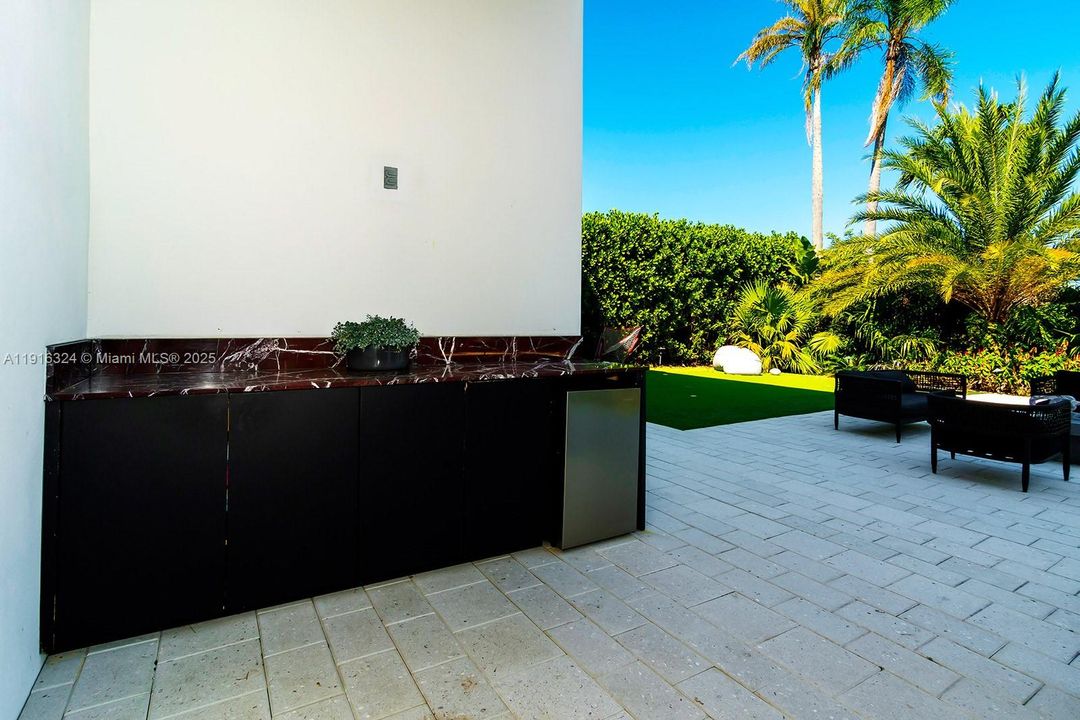 En Venta: $4,500,000 (5 camas, 4 baños, 4142 Pies cuadrados)