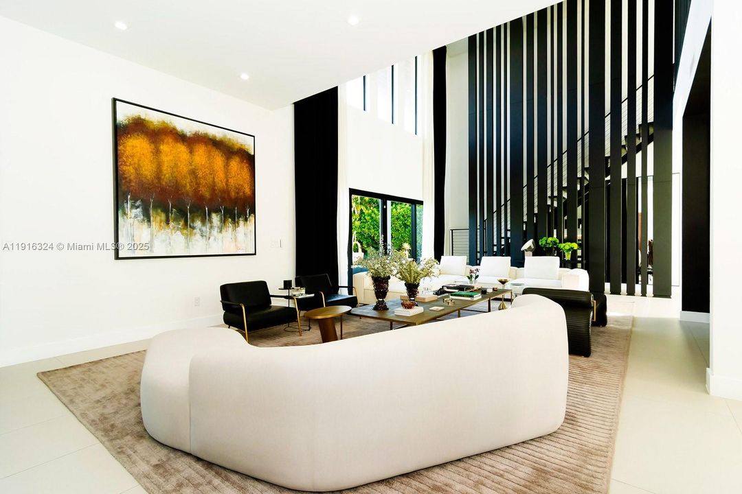 En Venta: $4,500,000 (5 camas, 4 baños, 4142 Pies cuadrados)