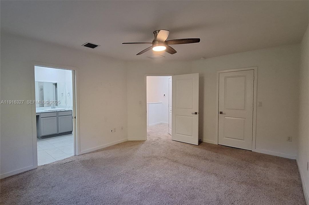 For Rent: $3,500 (4 beds, 3 baths, 1602 Square Feet)