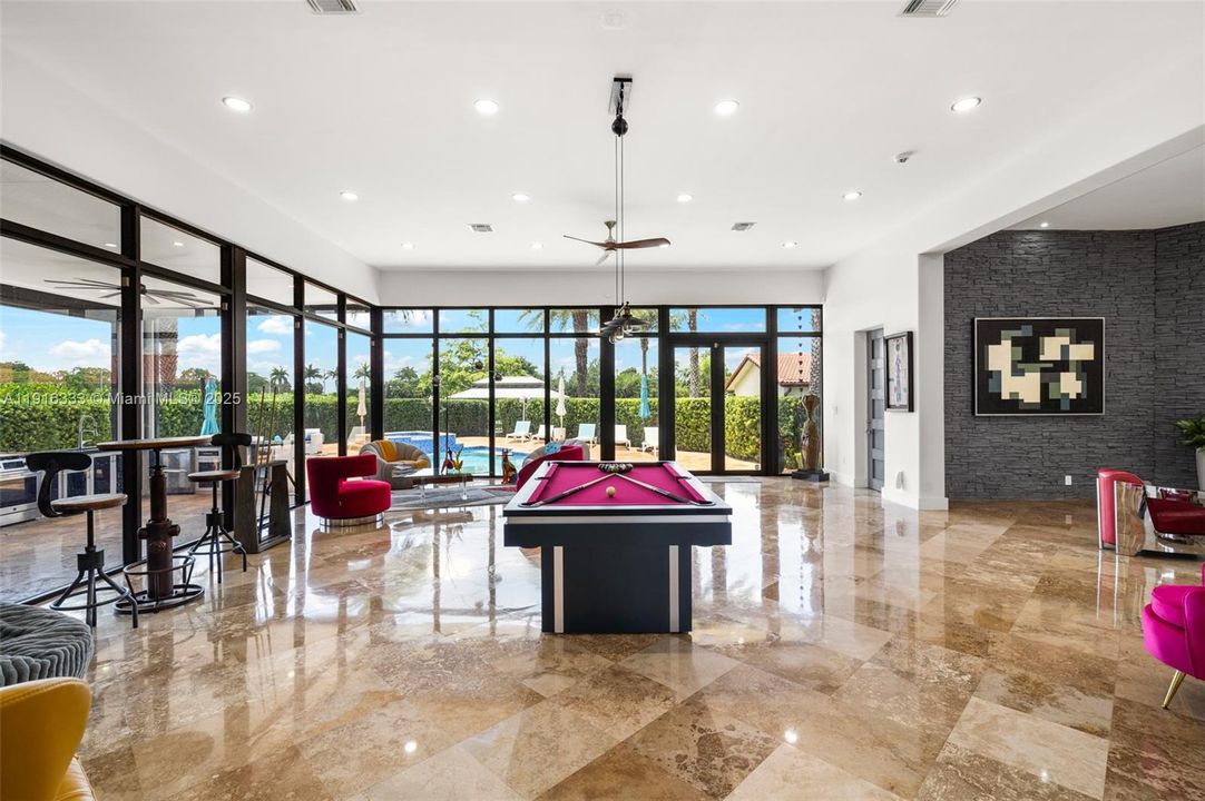 For Sale: $3,495,000 (5 beds, 4 baths, 4663 Square Feet)