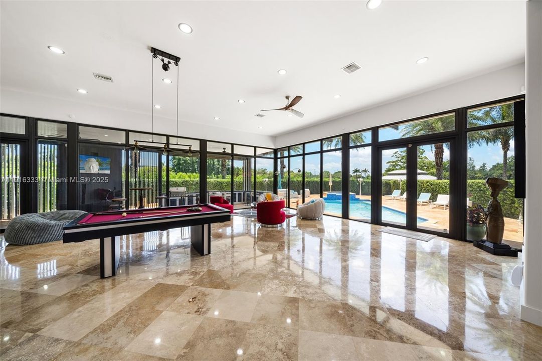 For Sale: $3,495,000 (5 beds, 4 baths, 4663 Square Feet)