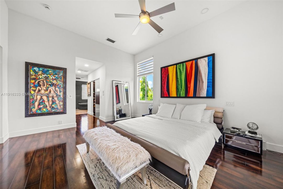 For Sale: $3,495,000 (5 beds, 4 baths, 4663 Square Feet)