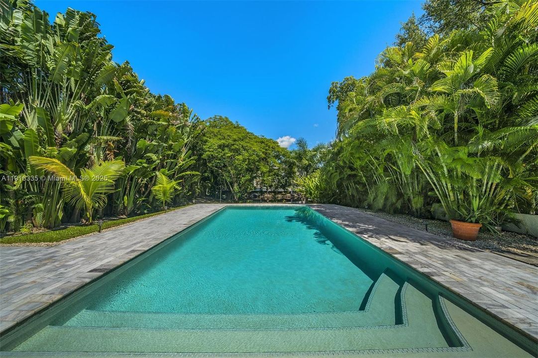 待售: $4,275,000 (7 贝兹, 5 浴室, 5646 平方英尺)