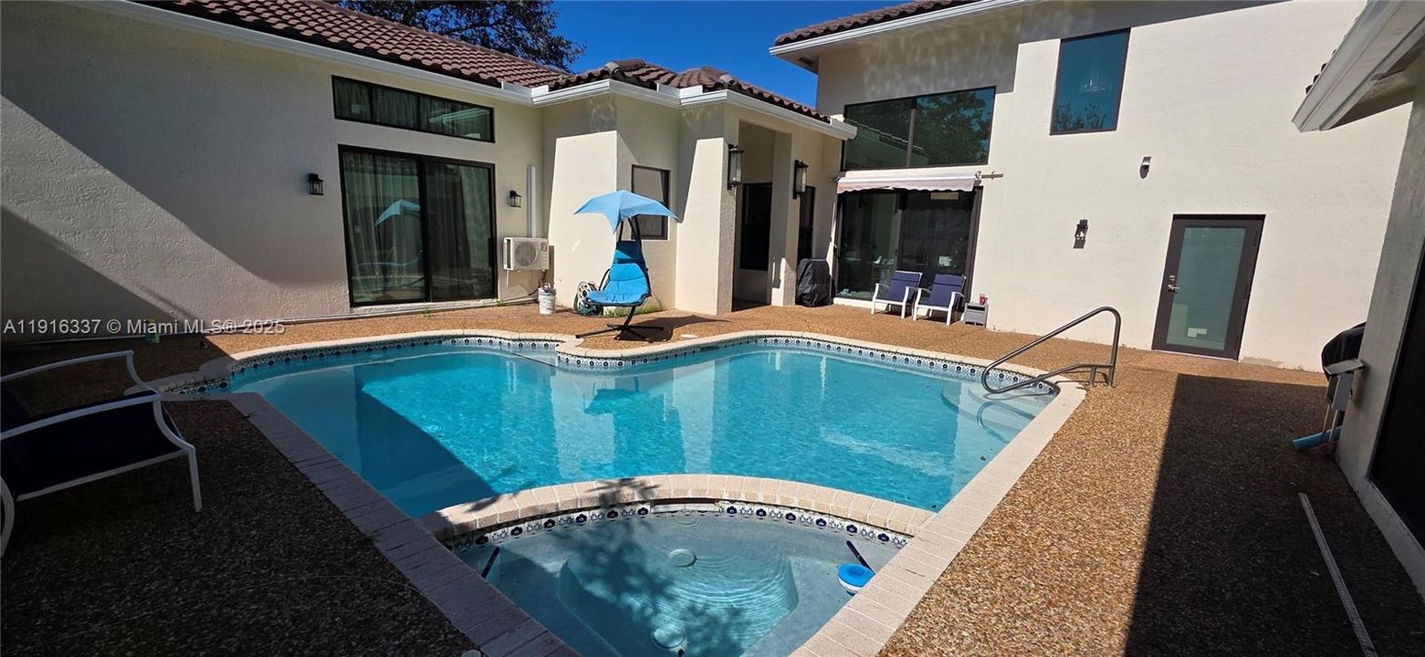 For Sale: $899,000 (4 beds, 3 baths, 2622 Square Feet)