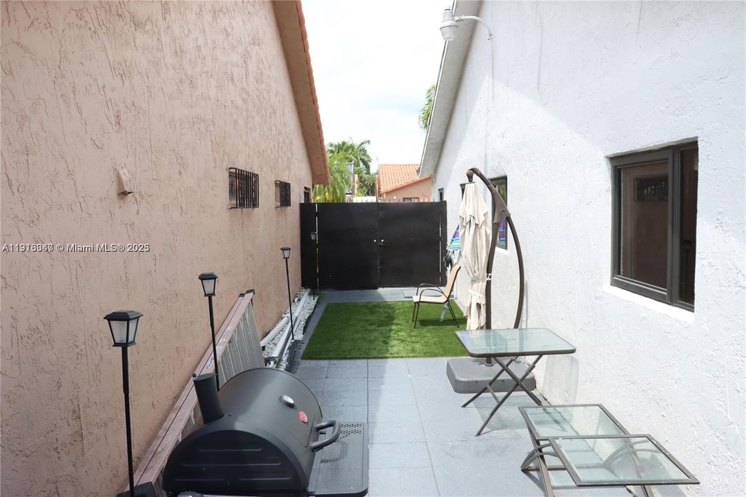 В аренду: $3,500 (3 спален, 2 ванн, 1398 Квадратных фут)