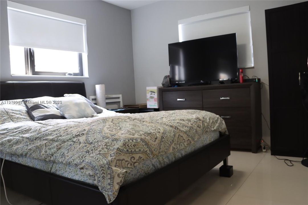 В аренду: $3,500 (3 спален, 2 ванн, 1398 Квадратных фут)