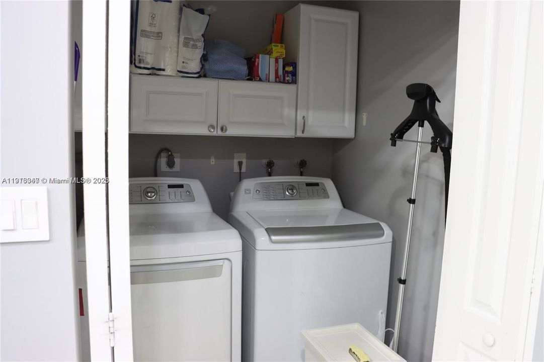 В аренду: $3,500 (3 спален, 2 ванн, 1398 Квадратных фут)