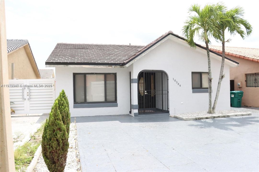 В аренду: $3,500 (3 спален, 2 ванн, 1398 Квадратных фут)