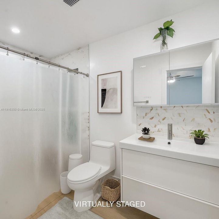 На продажу: $669,000 (4 спален, 2 ванн, 1740 Квадратных фут)