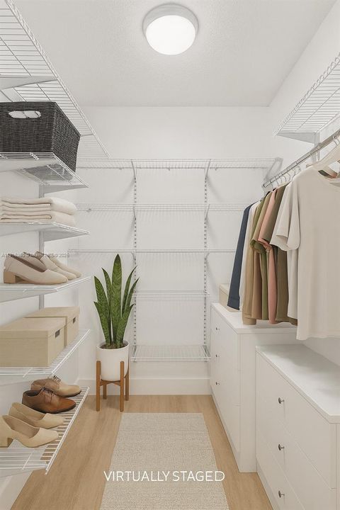 На продажу: $669,000 (4 спален, 2 ванн, 1740 Квадратных фут)