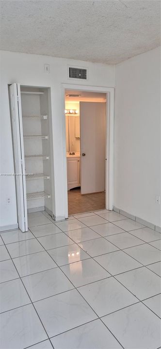 En Renta: $2,100 (2 camas, 2 baños, 850 Pies cuadrados)