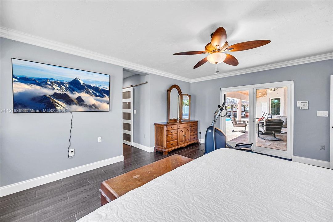 На продажу: $1,550,000 (4 спален, 3 ванн, 3748 Квадратных фут)