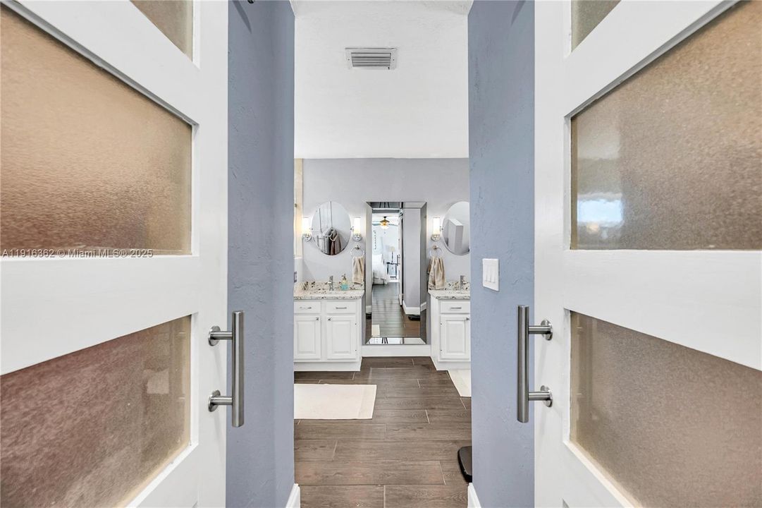 На продажу: $1,550,000 (4 спален, 3 ванн, 3748 Квадратных фут)